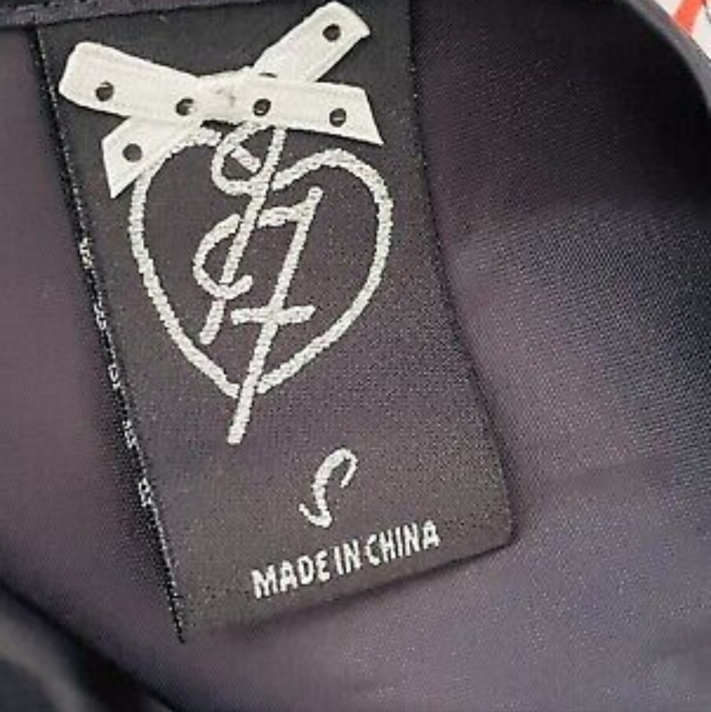 ROAMING HEARTS DRESS BY IRON FIST WITH A SKULL AND FLOWER PRINT NWOT - Picture 4 of 9